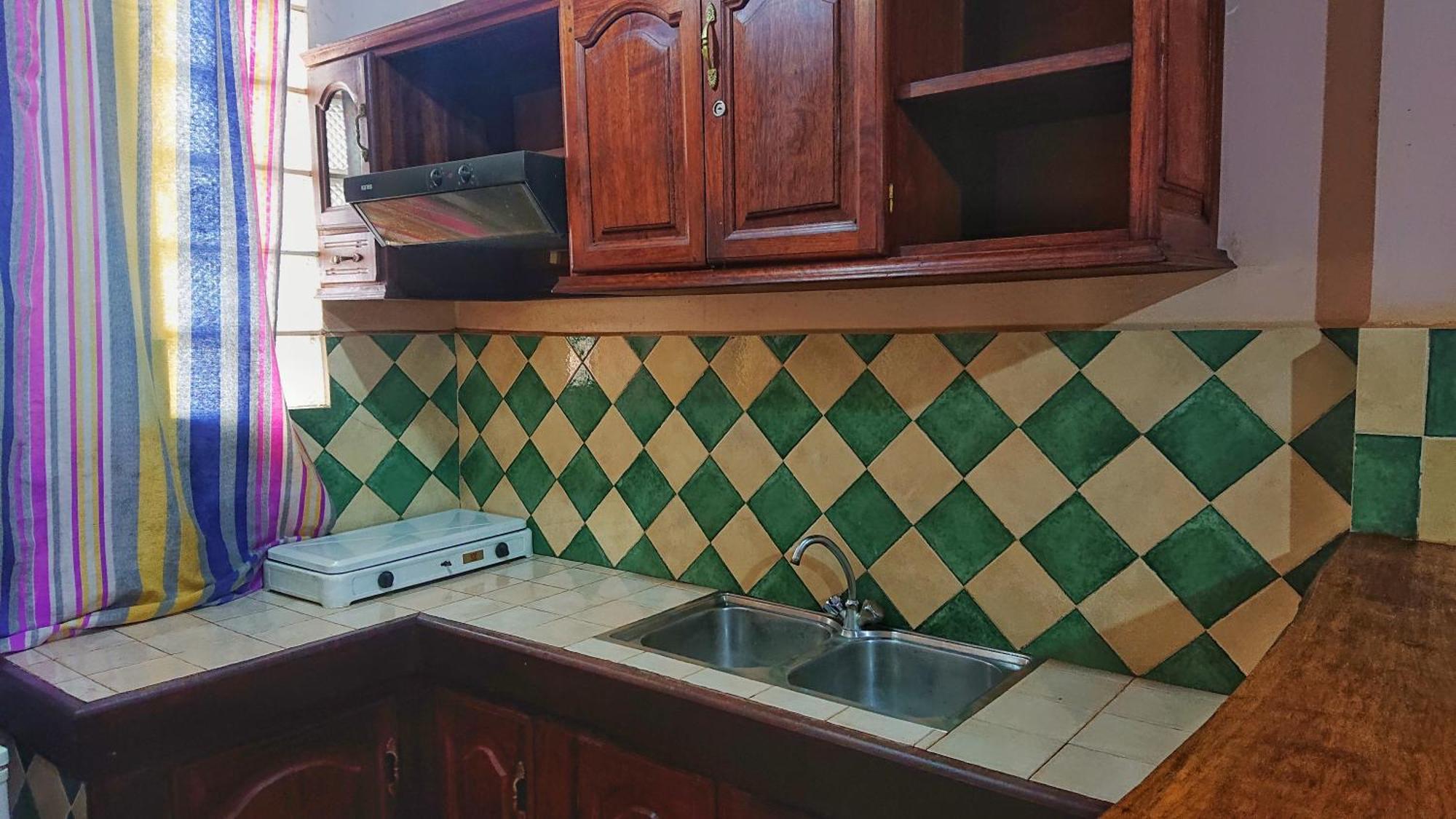 Central Hotel Antsiranana Экстерьер фото