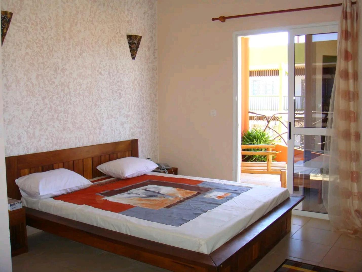 Central Hotel Antsiranana Экстерьер фото